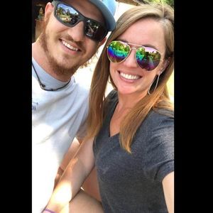 Meet your Posher, Chrissy